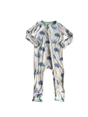Kyte BABY Cream One-Piece with Blue Hydrangea Print